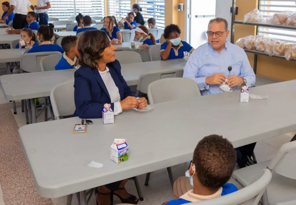 A partir del 4 de octubre iniciará la Jornada Escolar Extendida y los estudiantes recibirán el esquema completo de alimentación.