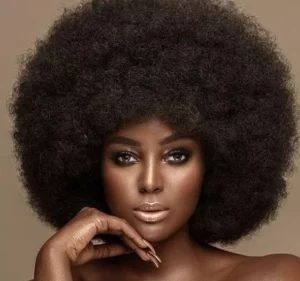 Amara La Negra sorprende con su nuevo look