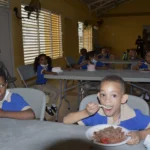 Así fue el primer día de entrega del almuerzo escolar para la Jornada Extendida/ Fotos: José de León