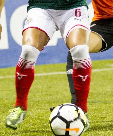 FBL-CONCACAF-CHIVAS-CIBAO