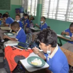 Así fue el primer día de entrega del almuerzo escolar para la Jornada Extendida/ Fotos: José de León