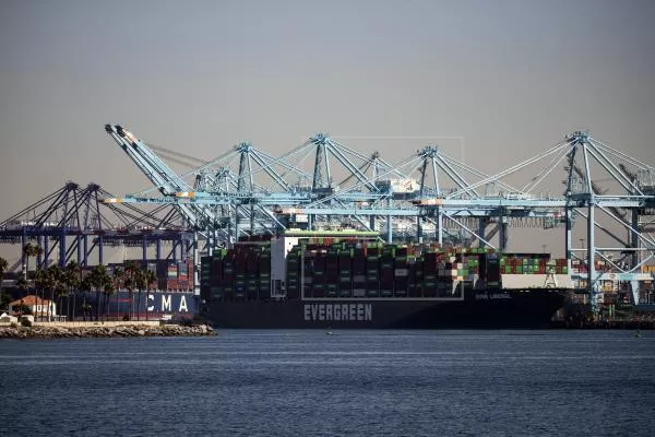 El Puerto de Los Ángeles operará 247 para aliviar problemas de suministro