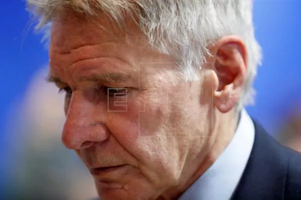Harrison-Ford-aterriza-en-Sicilia-para-el-regreso-de-Indiana-Jones