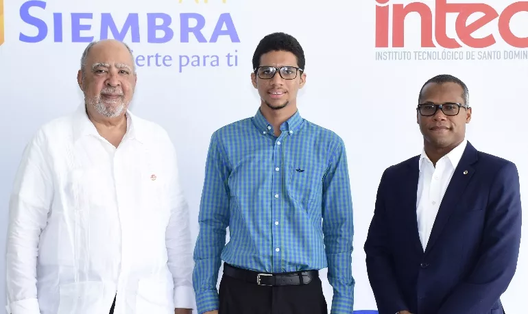 Julio Sánchez Martínez, Miguel Ángel Hernández Lora y José Manuel Reynoso.