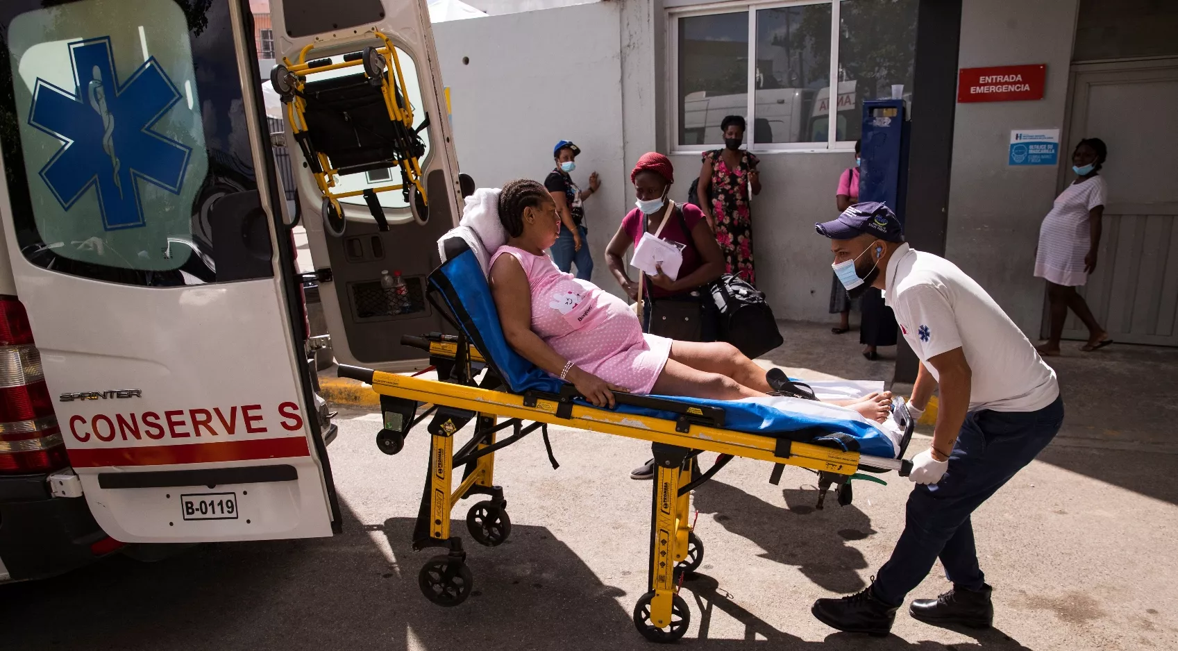 Cae la afluencia de haitianas en hospital dominicano tras las deportaciones