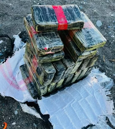 Droga incautada en Baní.