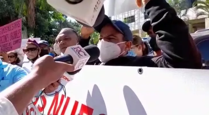 PROTESTAN
