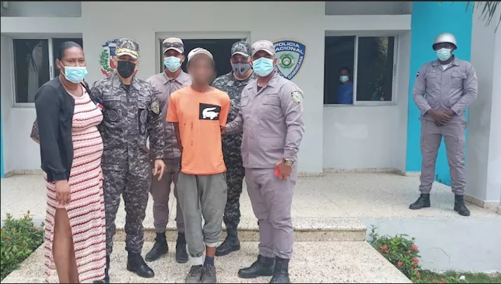 Rescate de hombre que lanzaba piedras en avenida Ecológica, SDE