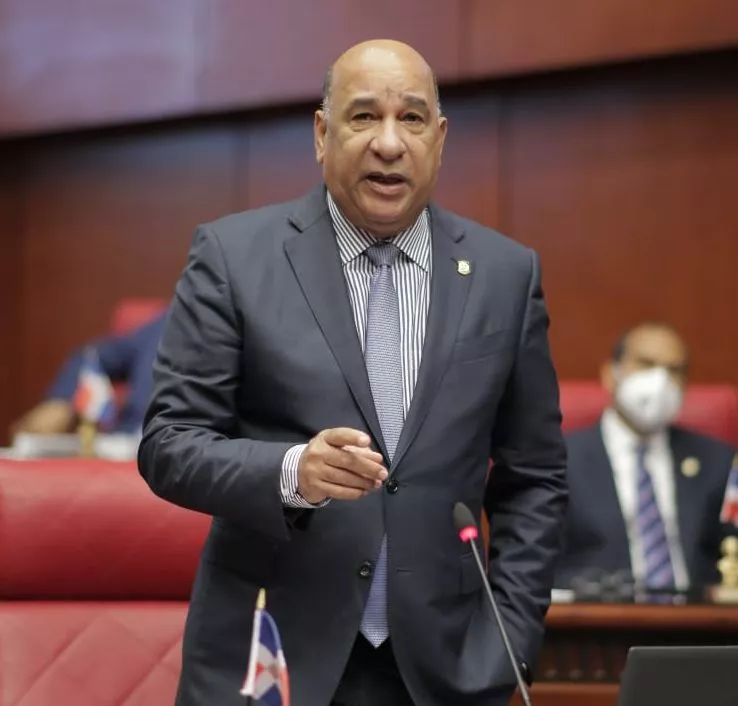 Senador Bauta Rojas..