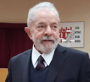 La defensa de Lula y la izquierda celebran la restitución de sus derechos