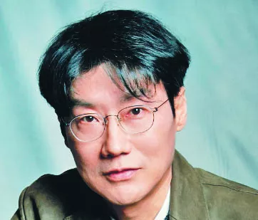 Hwang Dong-hyuk,
