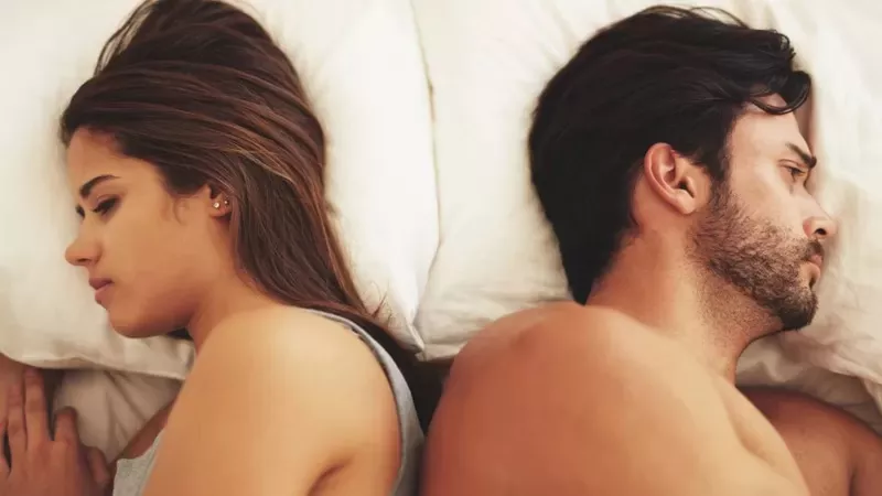 Hay muchas parejas que, aunque siguen unidas, sus miembros están emocionalmente separados.