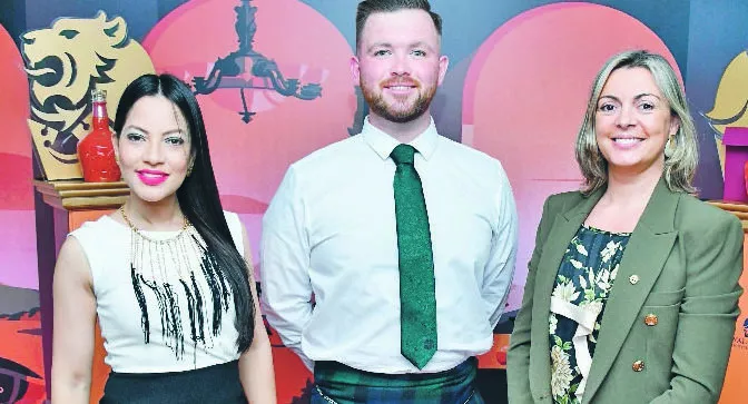 Seribel de los Santos, Dominic Boom y Helena Dionisio.