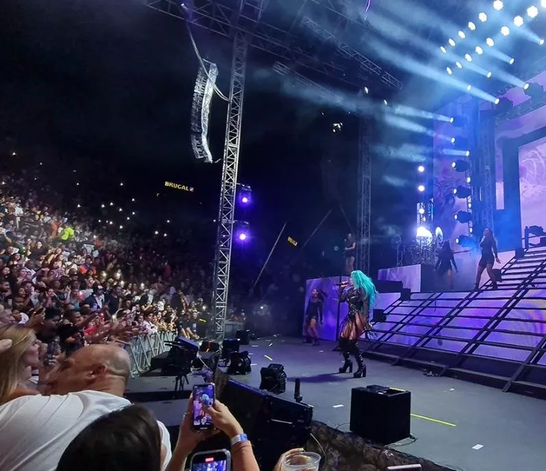 La cantante colombiana Karol G durante su presentación.