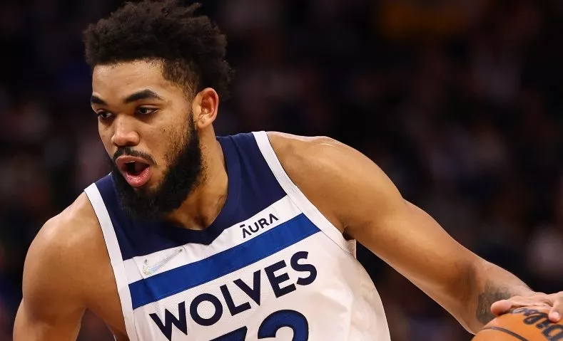Oklahoma City Thunder v Minnesota Timberwolves