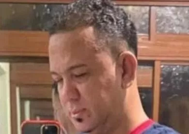 Alexis Villalona, Baní, hombre