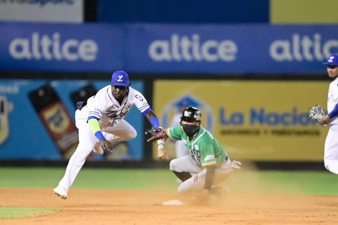 LICEY VS ESTRELLAS