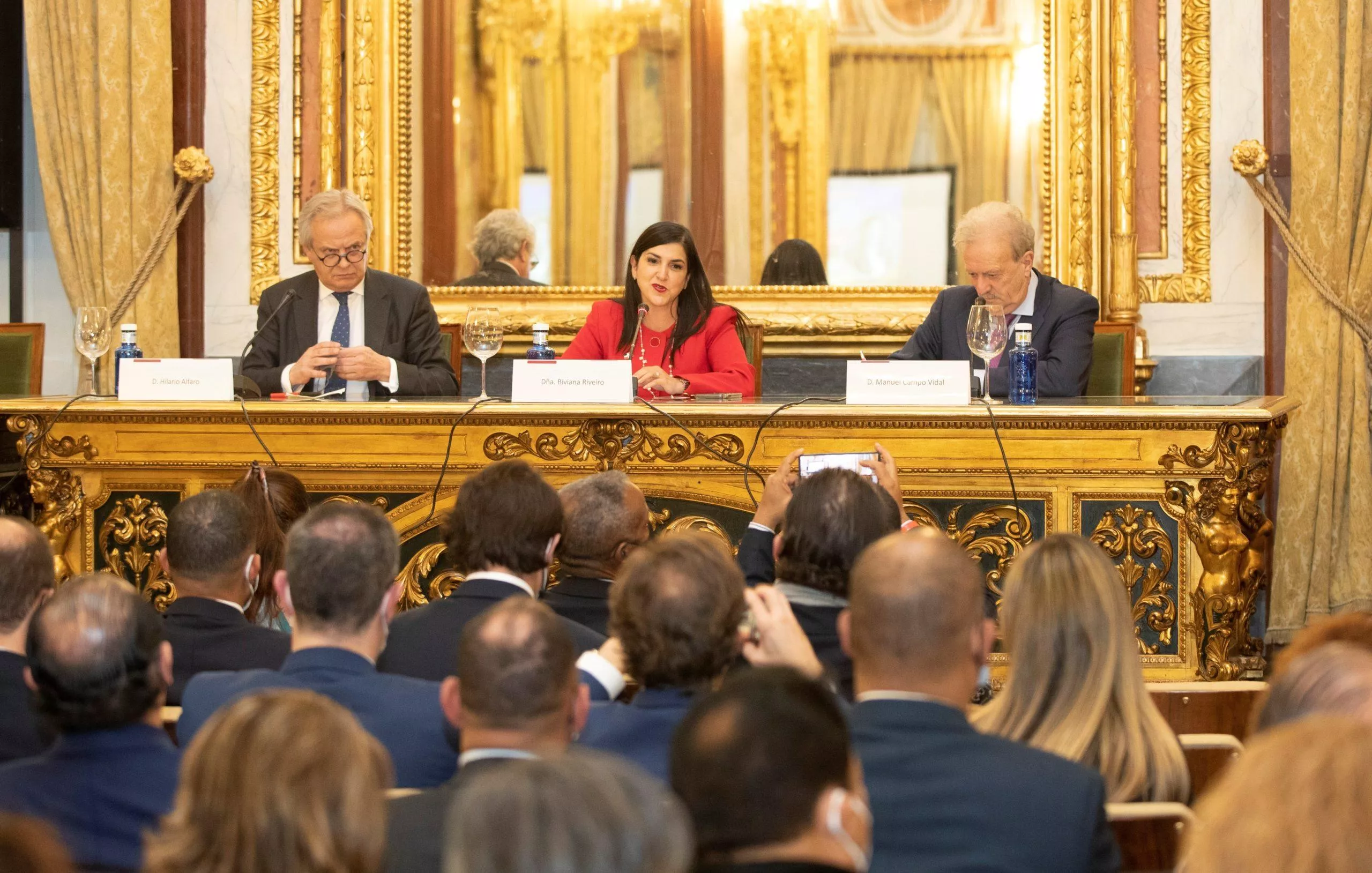 República Dominicana fija Madrid como "puerta en Europa" para el comercio