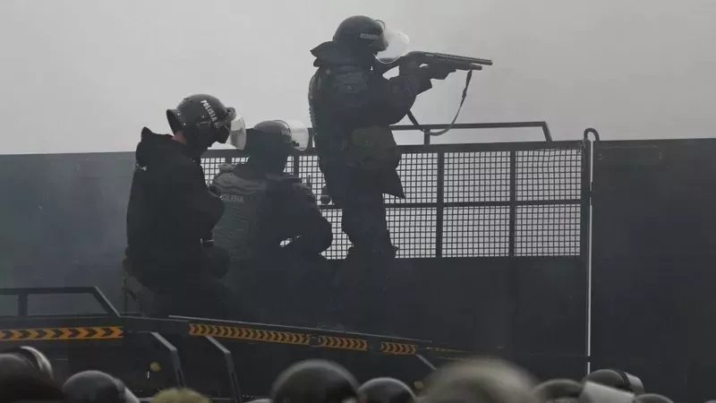 Militares