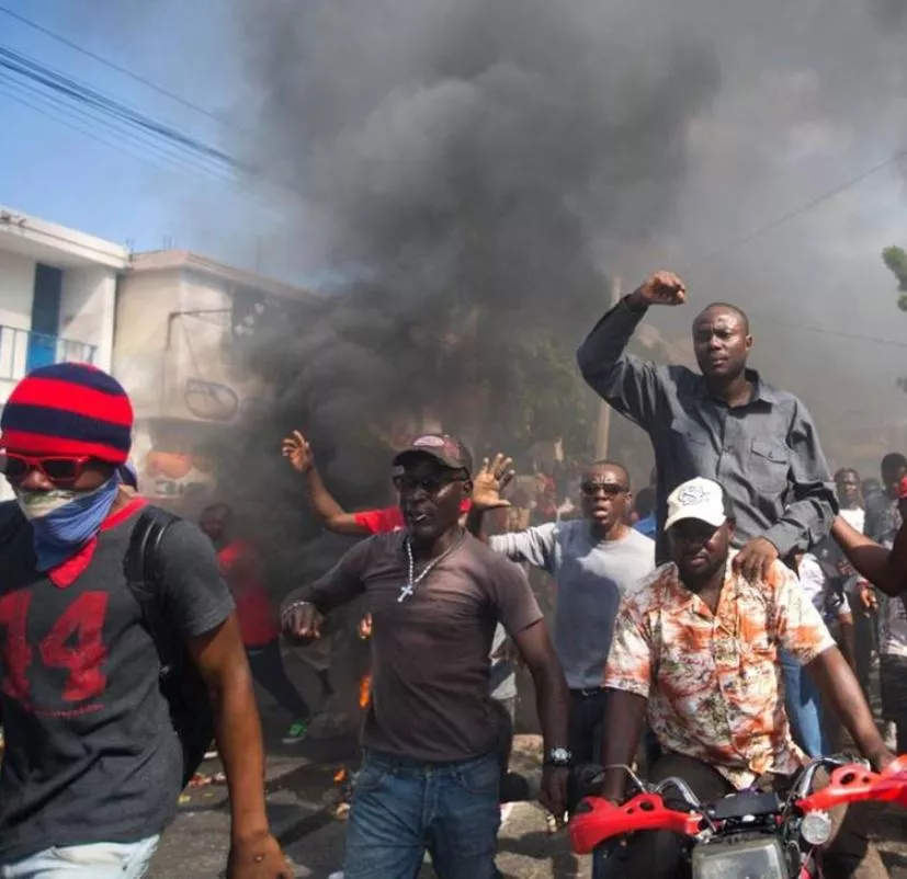 policía haitiana