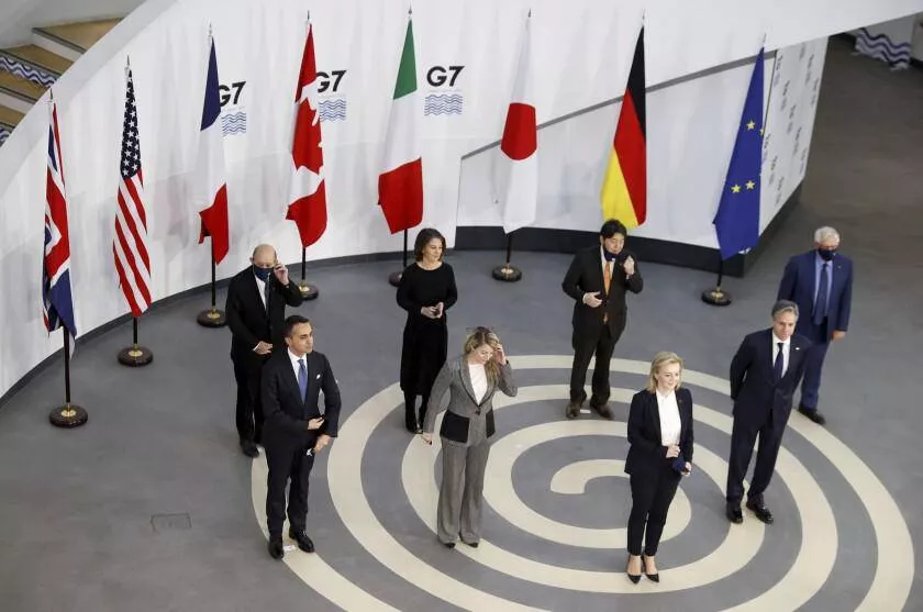g7