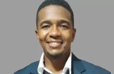 Joan  Benítez