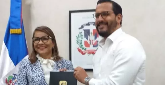 Isabel Reynoso  y Paul Almánzar.