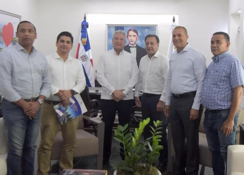 Lisandro Macarrulla y Abel Martínez, en reunión de trabajo.