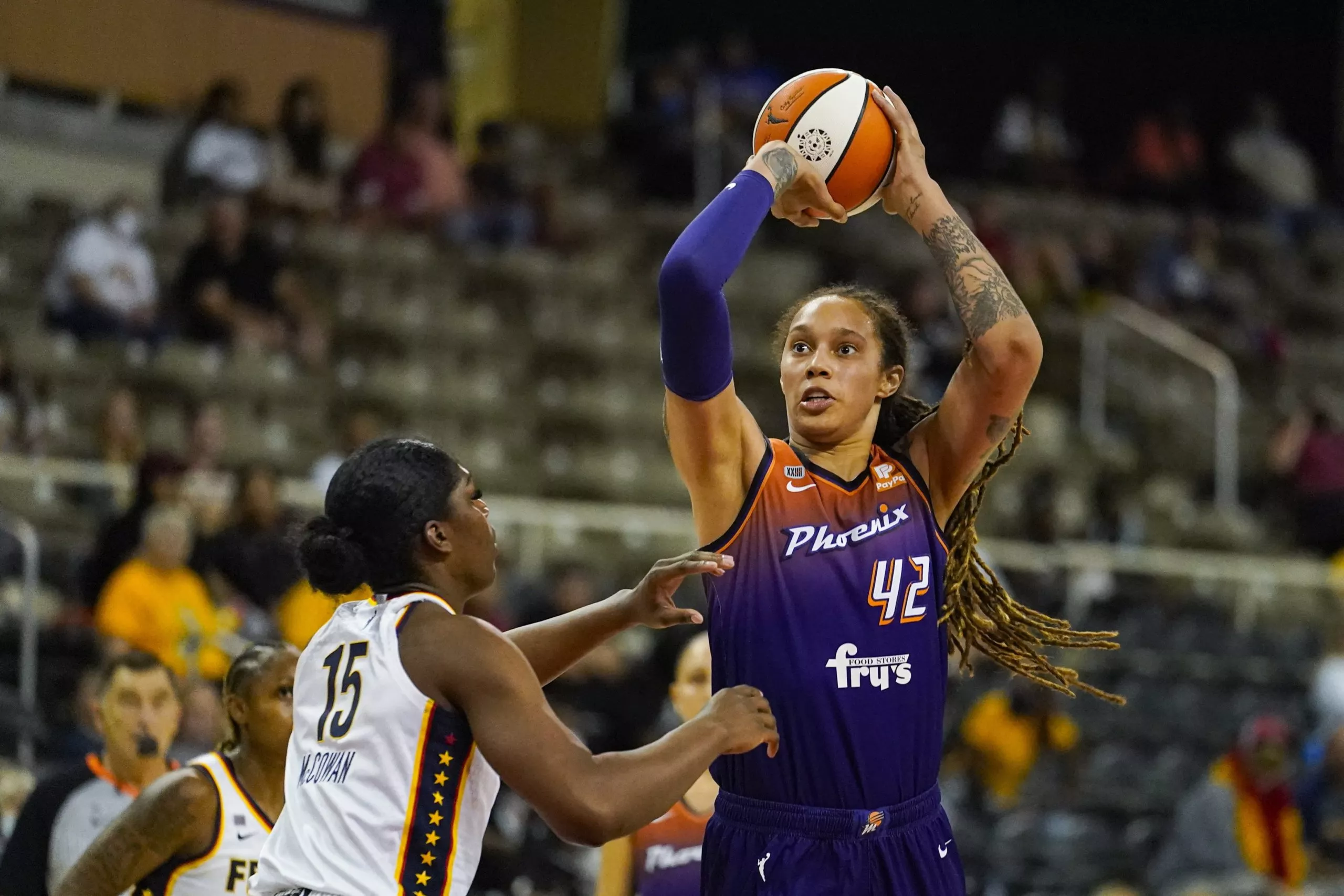 Teaira McCowan, Brittney Griner