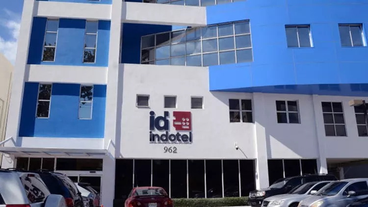 Indotel tomará medidas reglamentarias con VIVA por avería masiva en servicio; usuarios serán compensados
