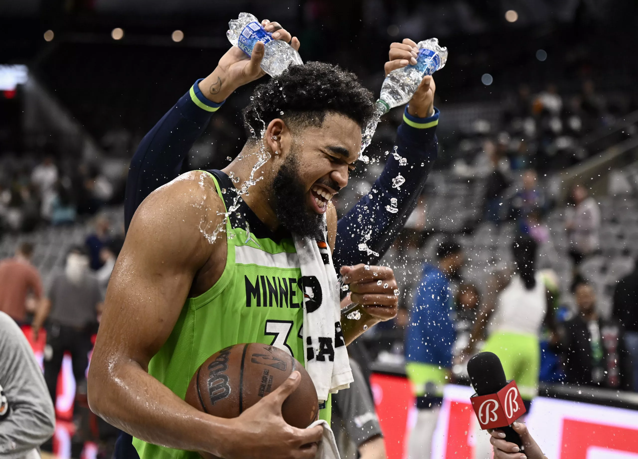 DEP-BAS TIMBERWOLVES-SPURS