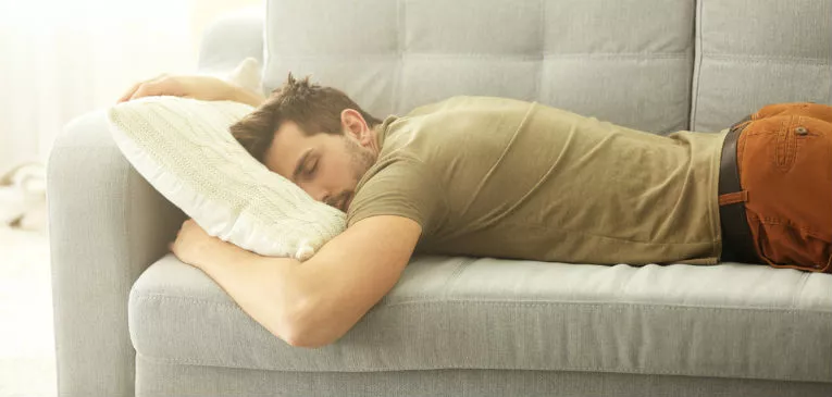 dormir-la-siesta-765