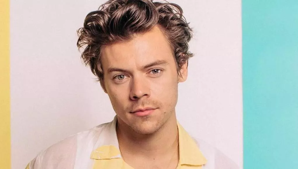 harry-styles_1175132_20220324085849
