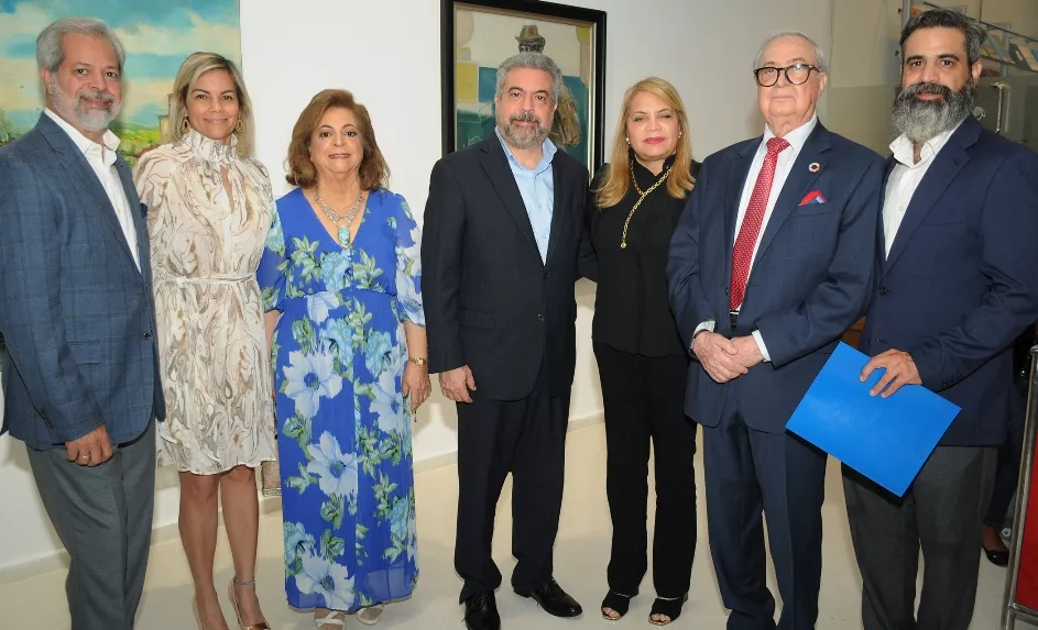 Etienne Sánchez, Gina Tactuck, Mildred de Sánchez Noble, Ernesto Sanchez, Clara de Sanchez, Don Luis Sanchez Noble y Ricardo Sanchez.