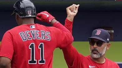 Rafael Devers, Alex Cora