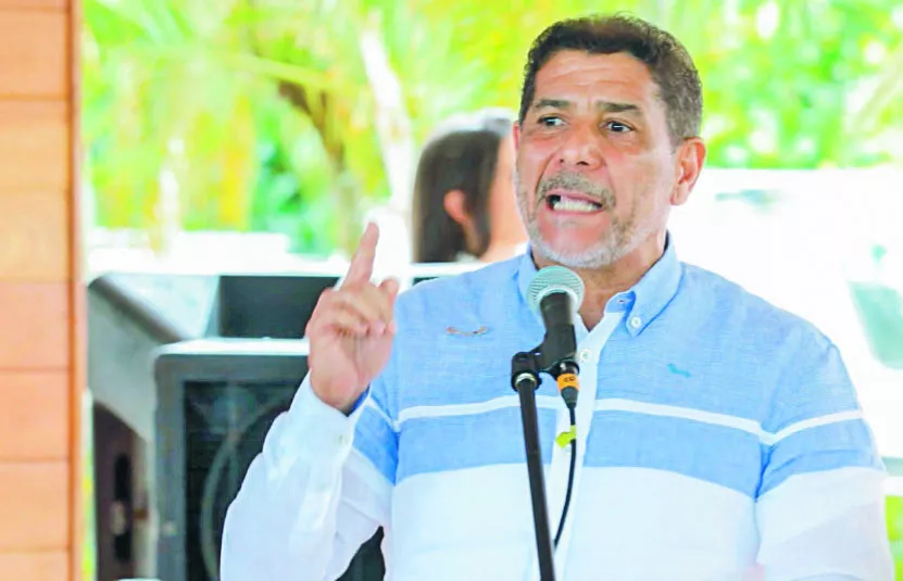 Limber Cruz, ministro de Agricultura.