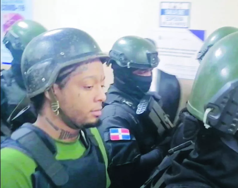 Aderly Ramírez Oviedo, (Rochy RD), domingo coerción.