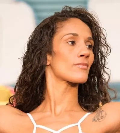 Amanda Serrano tiene un gran reto ante Katie Taylor.