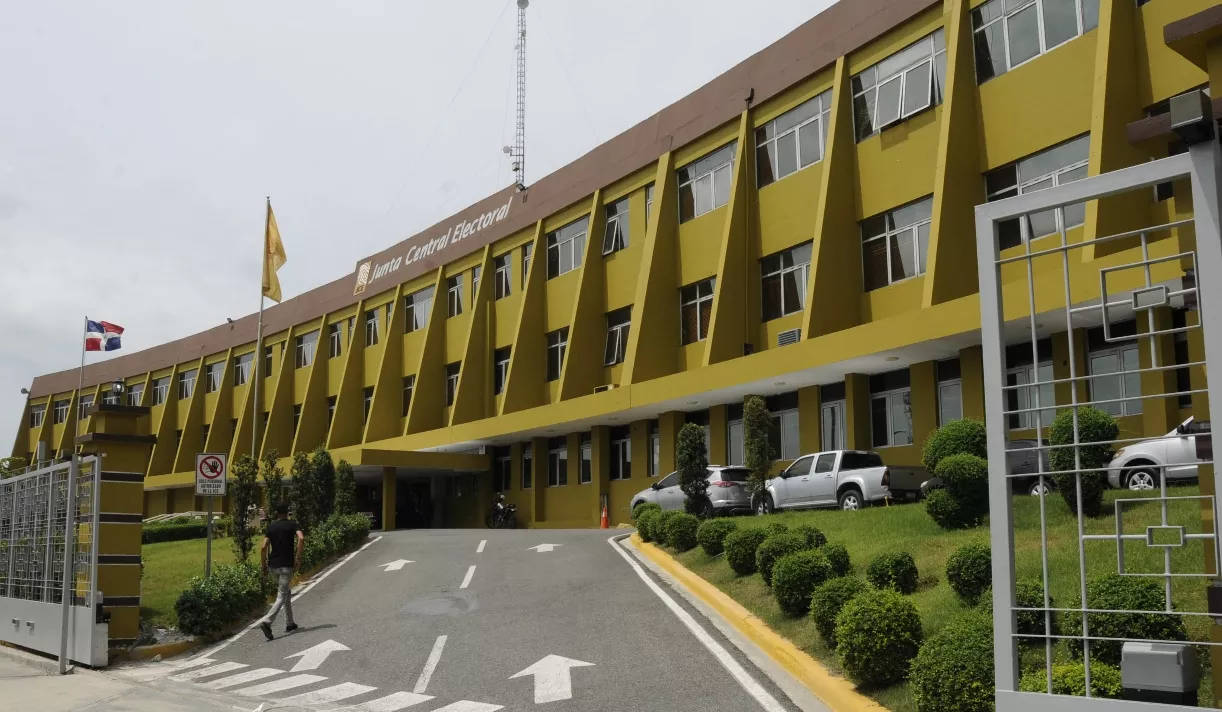 Fachada de la Junta Central Electoral (JCE), Hoy/ Aracelis Mena. 15/08/2019