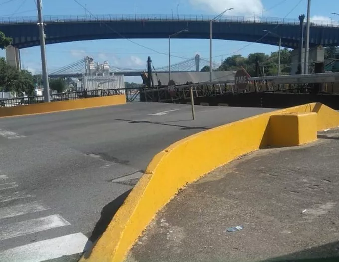 puente f