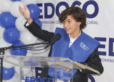 Uno de los graduandos.