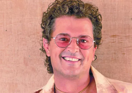 Carlos Vives llega con canción y video “Babel”.