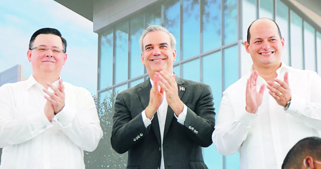 Luis Abinader  no ha decidido si buscará un segundo periodo en las elecciones de 2024.