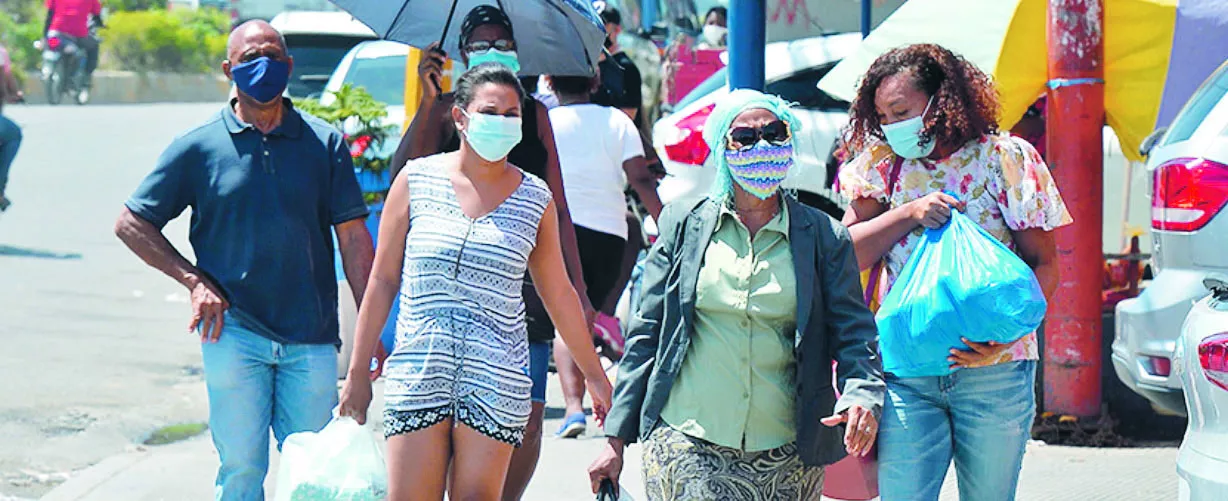 La positividad diaria acumulada es de 2.82 según el reporte de Salud Pública.
