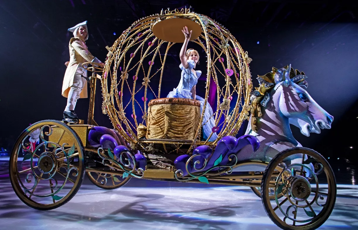 La pista de hielo, el carruaje y la princesa no faltarán en este versátil espectáculo.
