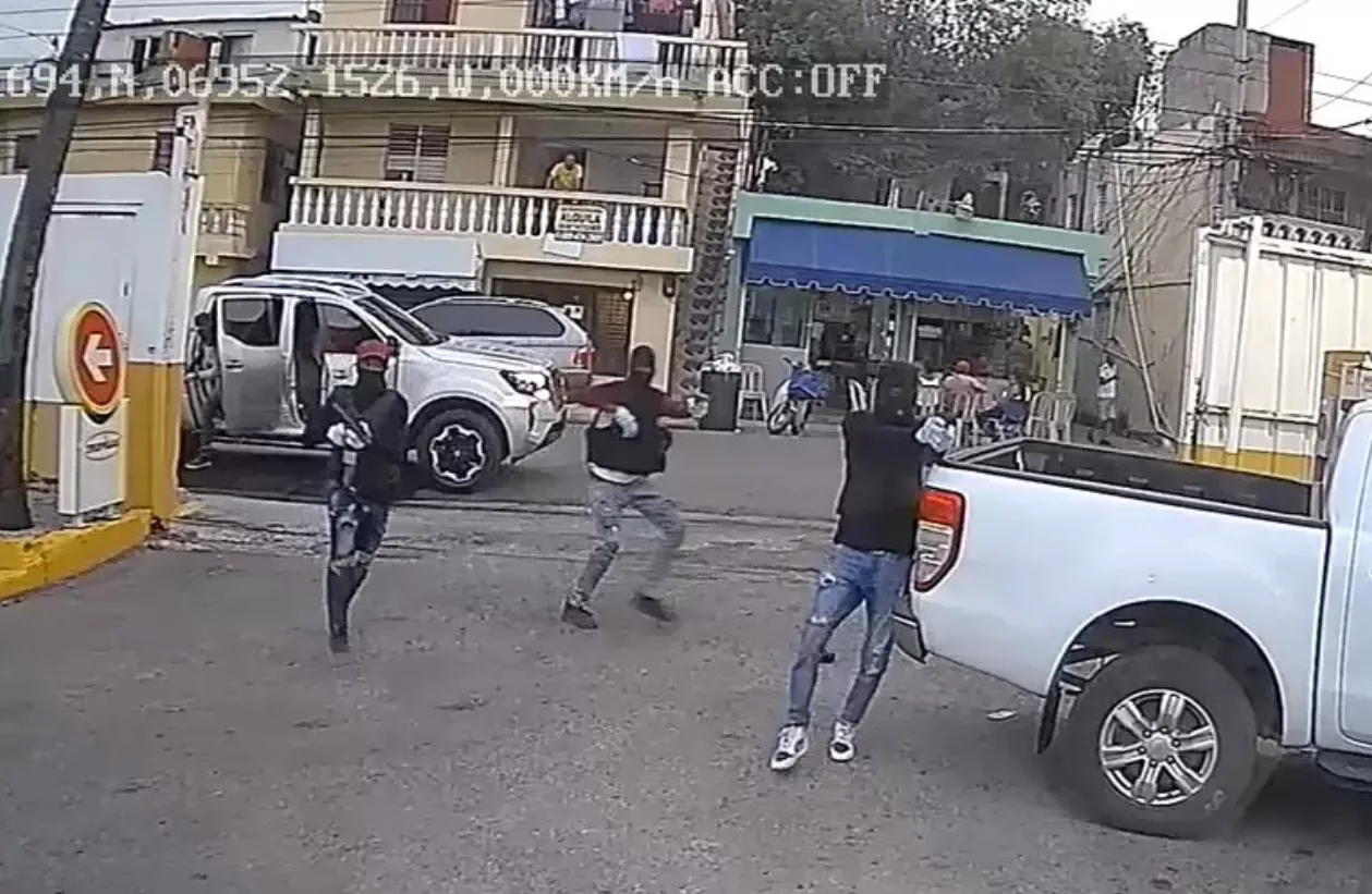 Atraco guarda  similitud con otros ocurrido en el pasado y que a involucrado militares.