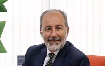 Stefano Queirolo Palmas,  embajador de Italia.