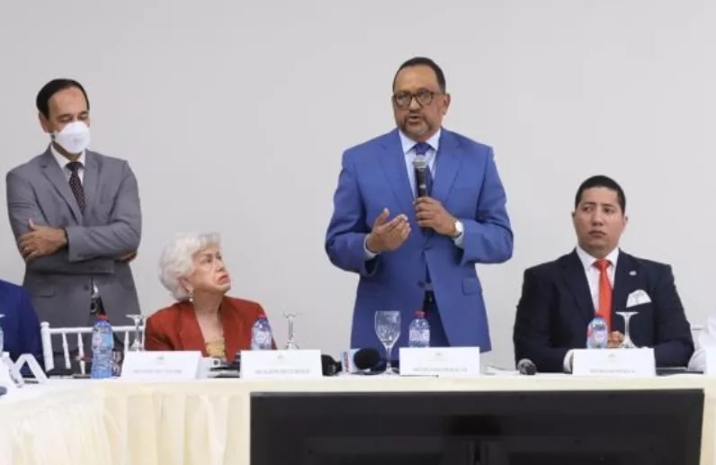 Antoliano Peralta, consultor jurídico del Poder Ejecutivo.