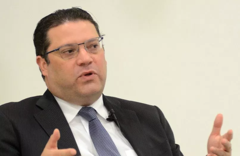 Eduardo  Sanz Lovatón director de Aduanas.