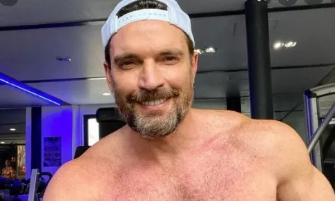 JUlian Gil